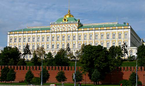 kreml-dvorec-01