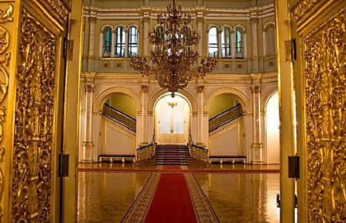 kreml-dvorec-06